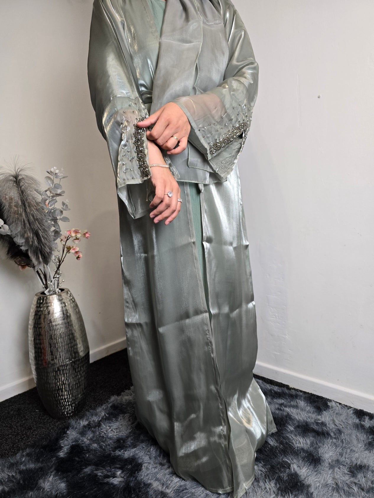 Zaynab Abaya- shiny silk 4pc Stunning Abaya with inner and scarf